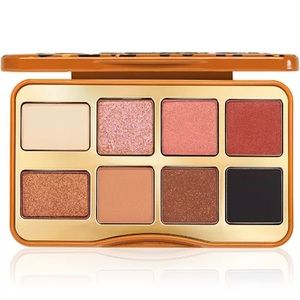 Kitty Likes To Scratch Mini Eye Shadow Palette (smells like tequila sunrise)